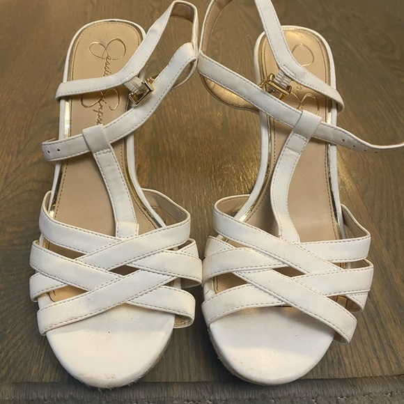 Heels - Picture 2 of 3